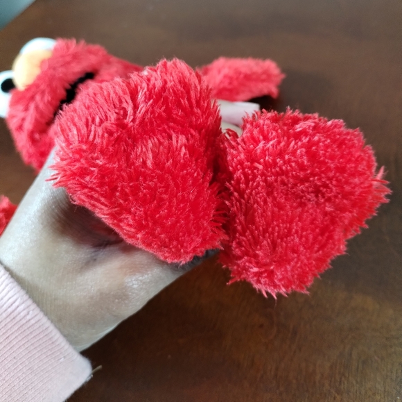 ✓Sesame Street Red Elmo Stuff Animal 10'' Plush - Picture 9 of 11
